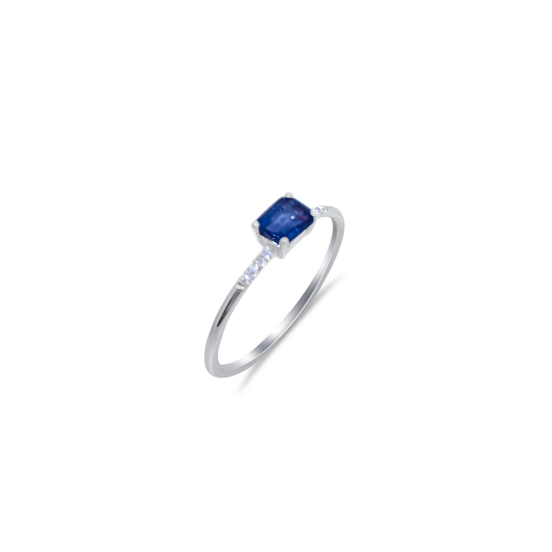 Emerald and Diamond Ring (online exclusive)