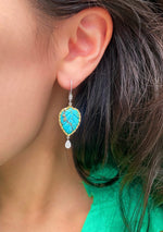 Yellow Gold Turuqoise Carving Earring