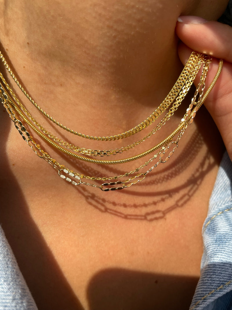 Oval Link Necklace in 14kt Gold with Ribbed Texture