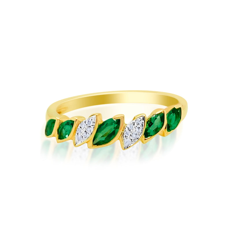 Size 6.5 Yellow Gold Diamond Emerald Ring