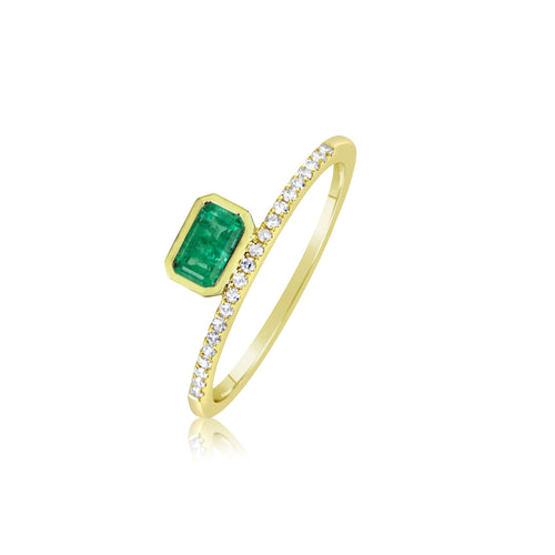 Emerald and Yellow Gold Diamond Ring